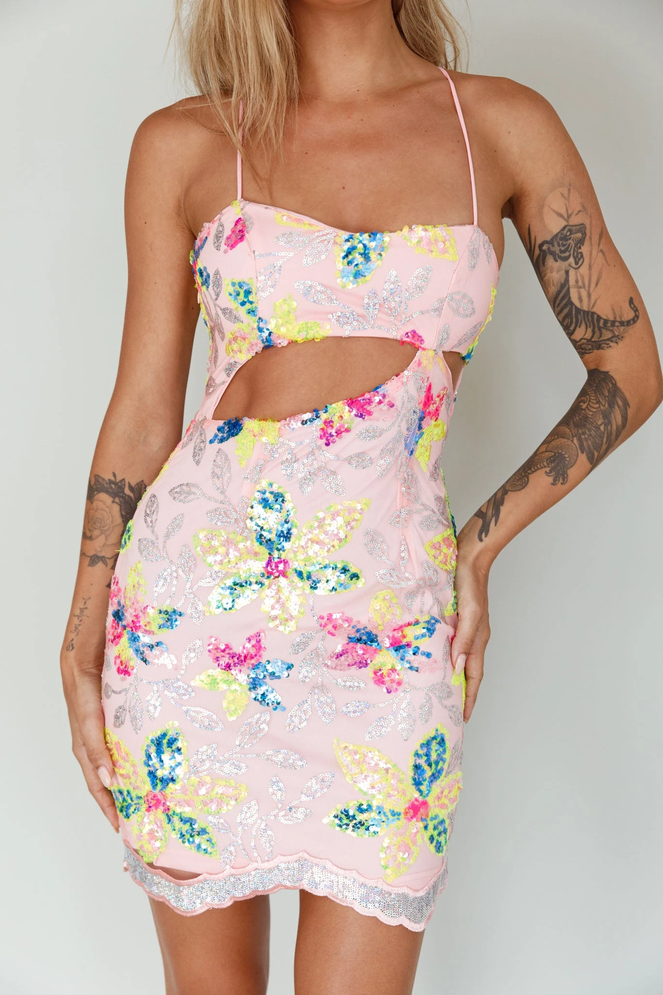 Anu Cut-Out Laced Back Sequin Dress Pink - Image 4