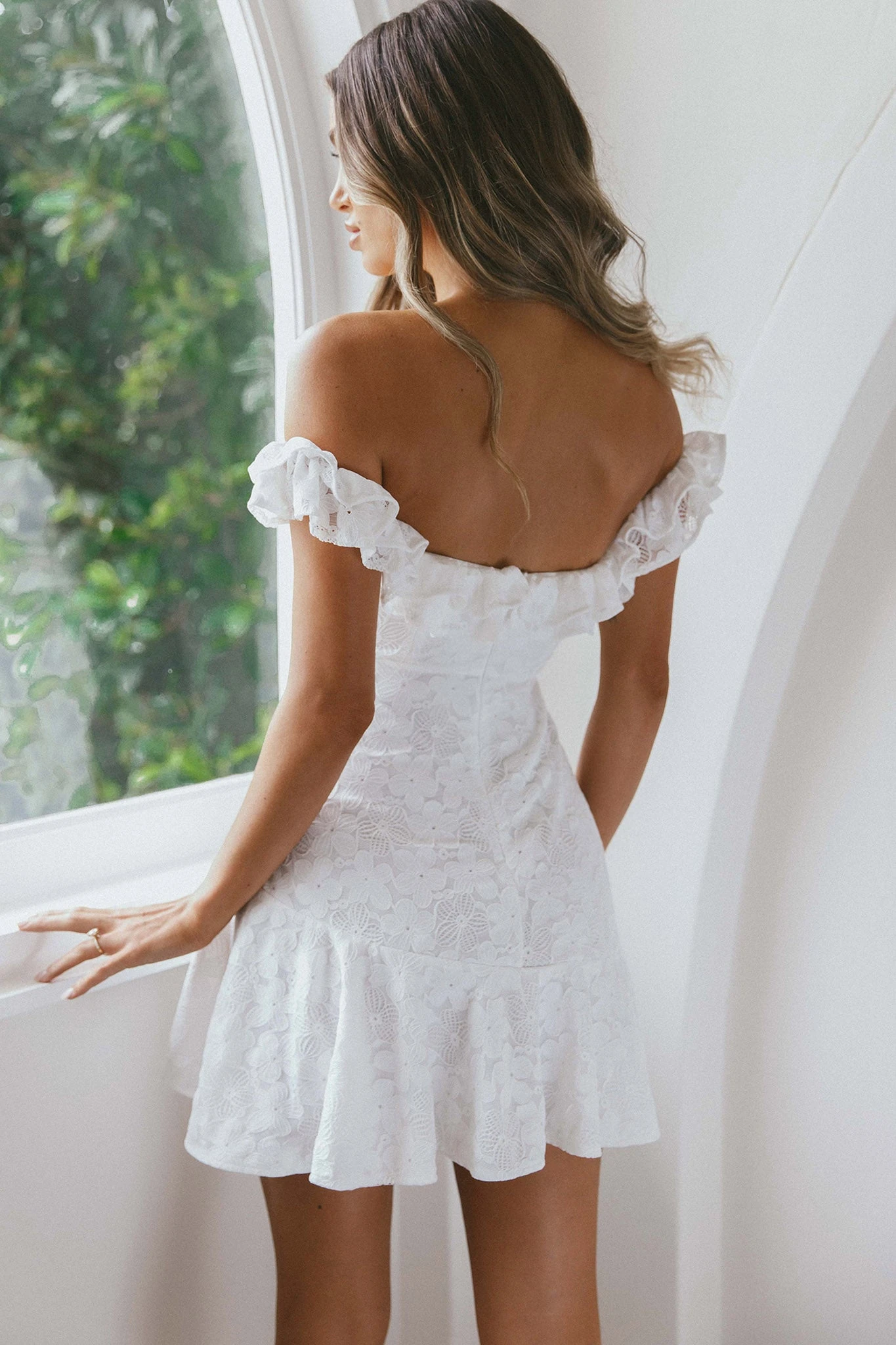 Verona Off-Shoulder Ruffle Mini Dress White - Image 3