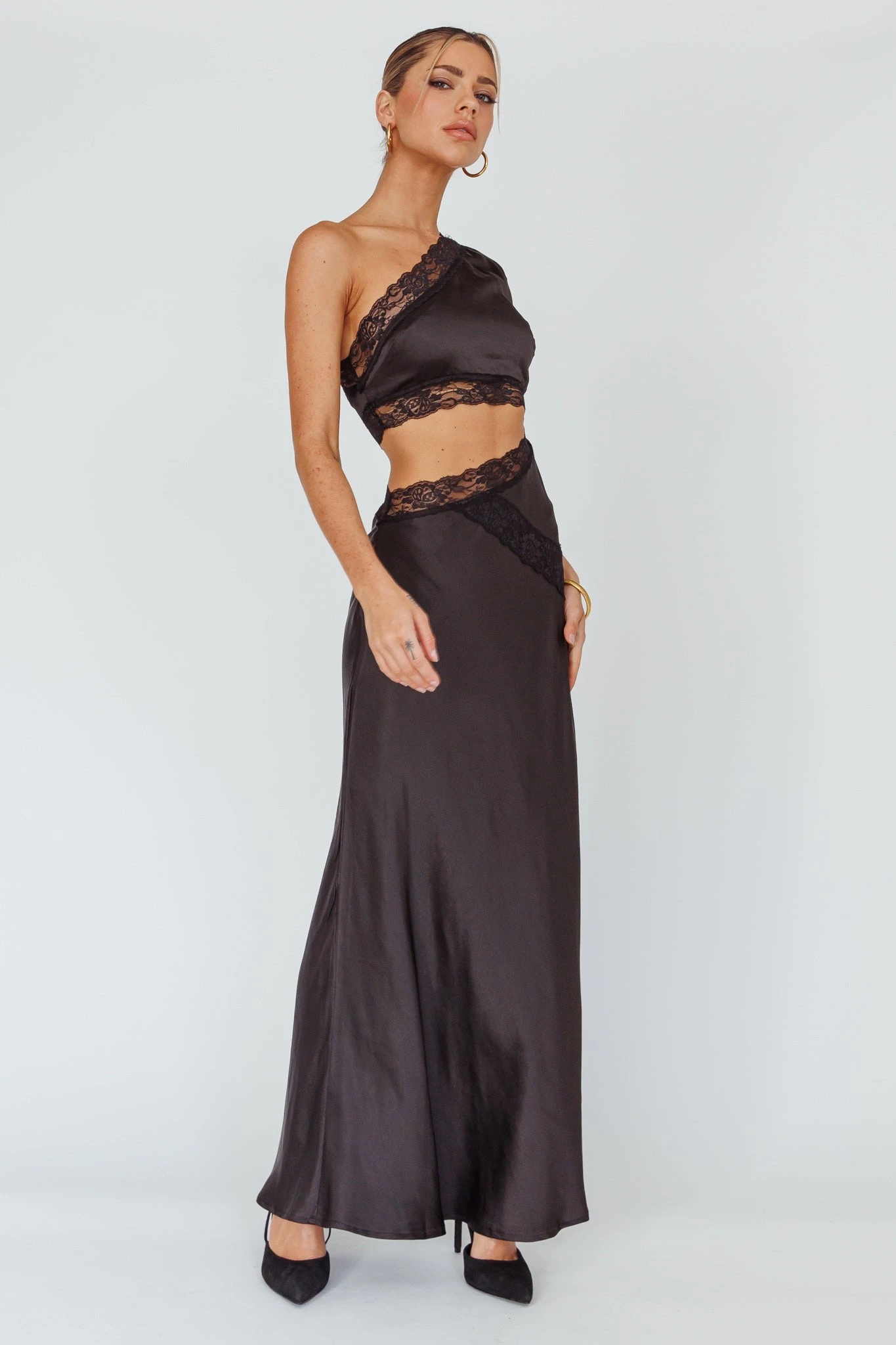 Mahli One-Shoulder Maxi Dress Black - Image 6